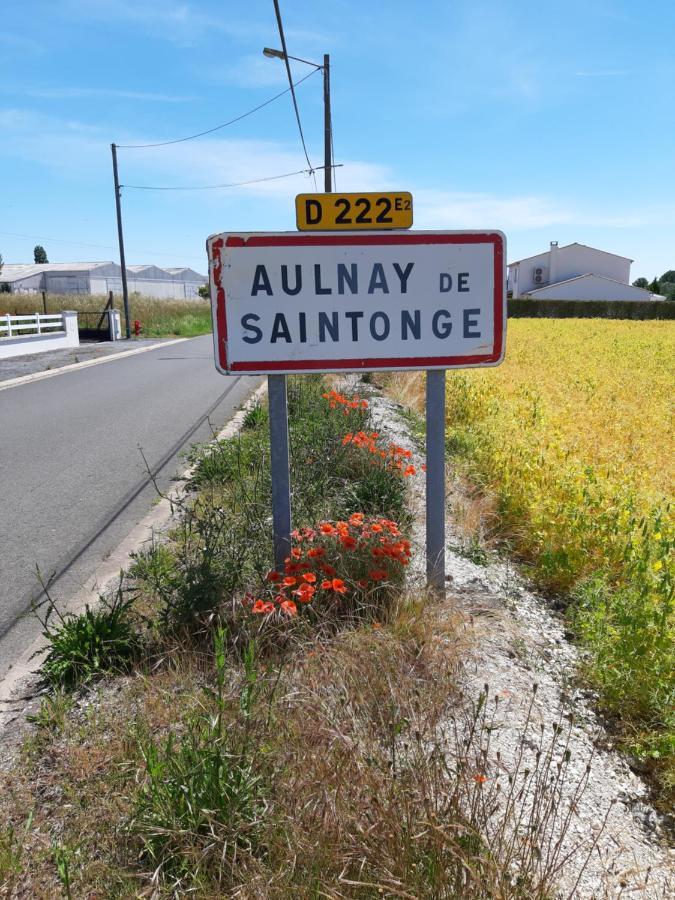 Les Volets Verts Aulnay Aulnay  Exteriör bild